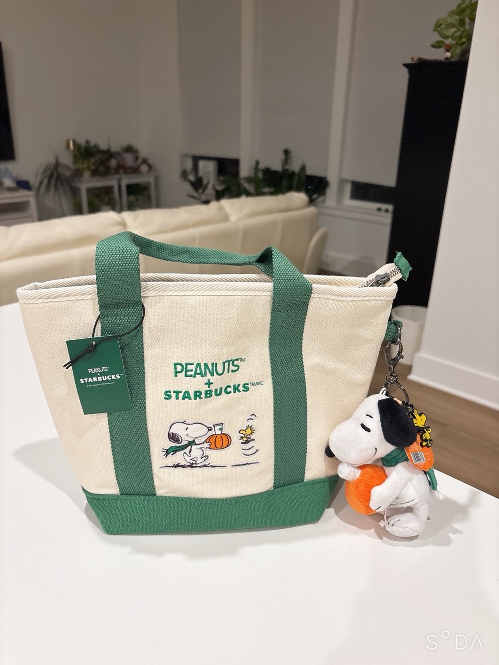 Peanuts x Starbucks Green & Cream Canvas Tote with Snoopy Charm